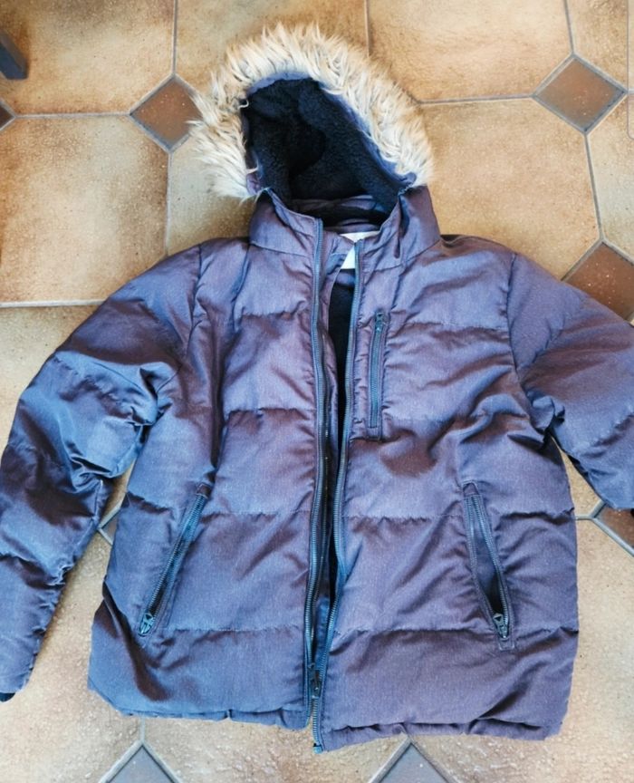 Doudoune grise à capuche taille M