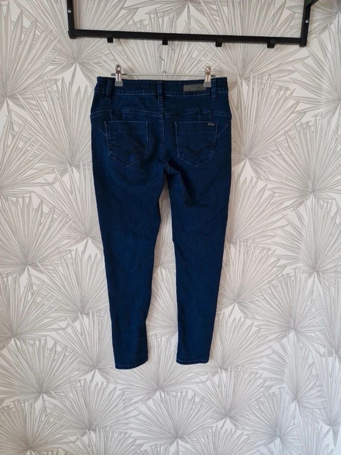 Joli jean Push Up taille 36 deeluxe - photo numéro 2