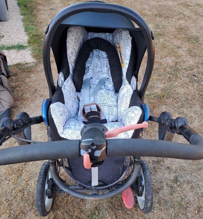 Pousette trio - photo numéro 4