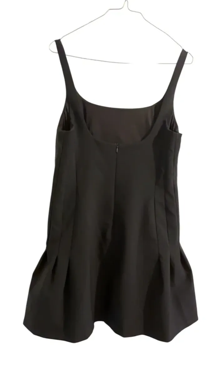 Petite robe noire Zara xl - photo numéro 3