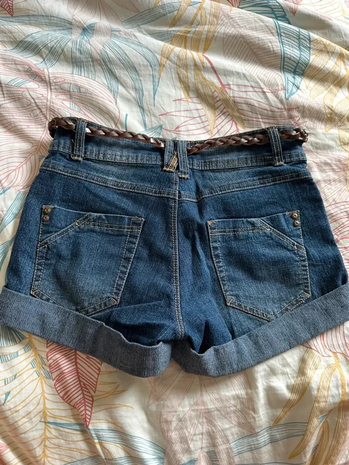 Short en jean court - photo numéro 2