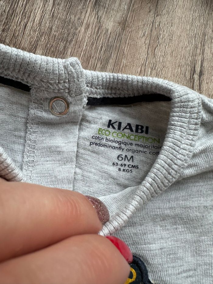 - Tee shirt Kiabi - 6 mois - Très Bon état - photo numéro 2