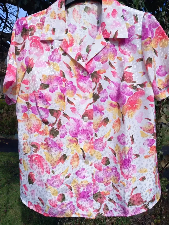 Chemisier manche courte taille L dominance rose fleuri - photo numéro 4