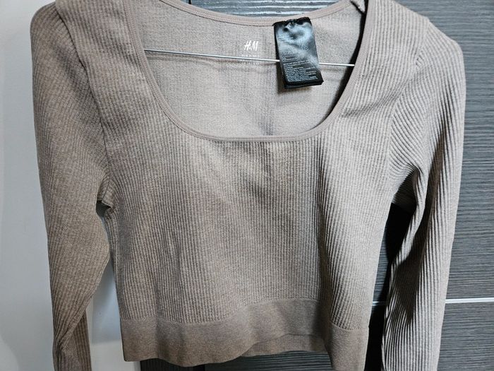 Pull taupe H & M taille S - photo numéro 2