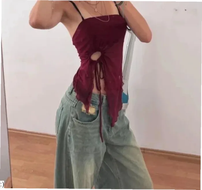 Top Femme Bordeaux Y2K Asymétrique Détail Nœud Fluide - Taille S Neuf - photo numéro 2
