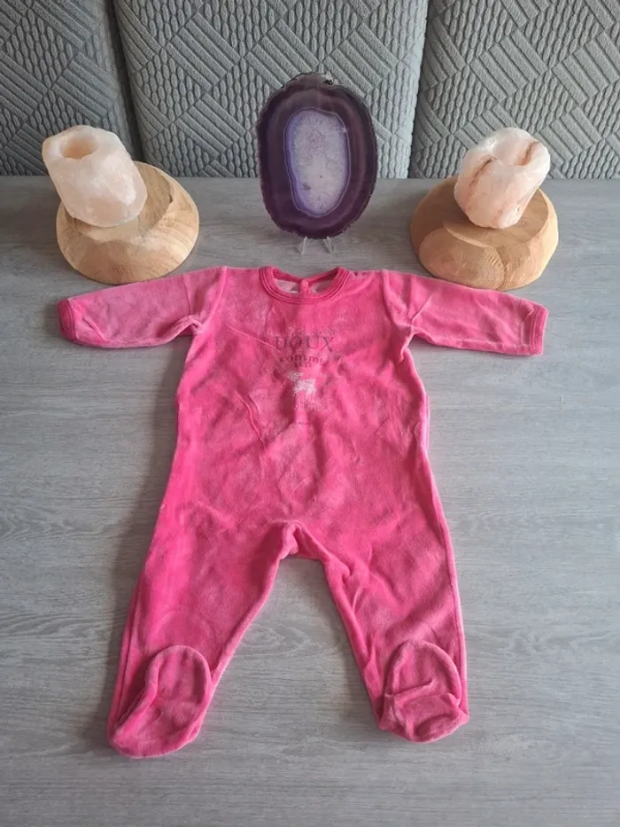 Pyjama petit bateau taille 6 mois