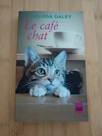 Melissa Daley 🍀 Le café chat