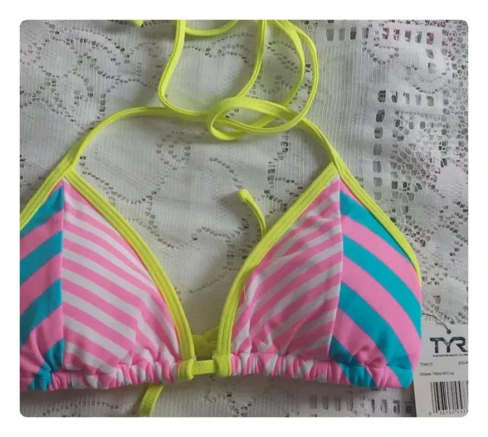 Haut de maillot de bain TYR, neuf, taille M - photo numéro 3