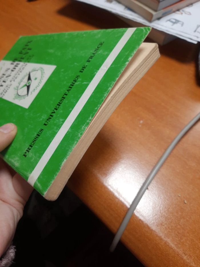 Livre que sais je - photo numéro 3