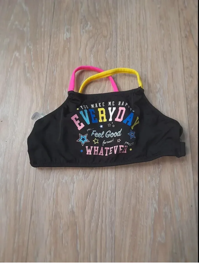 haut de maillot de bains taille 5/6ans