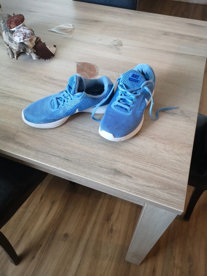 Basket tissu bleu Nike