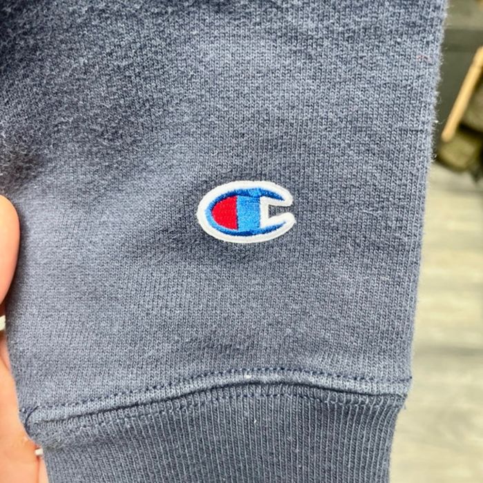 Pull champion taille S bleu marine - photo numéro 3
