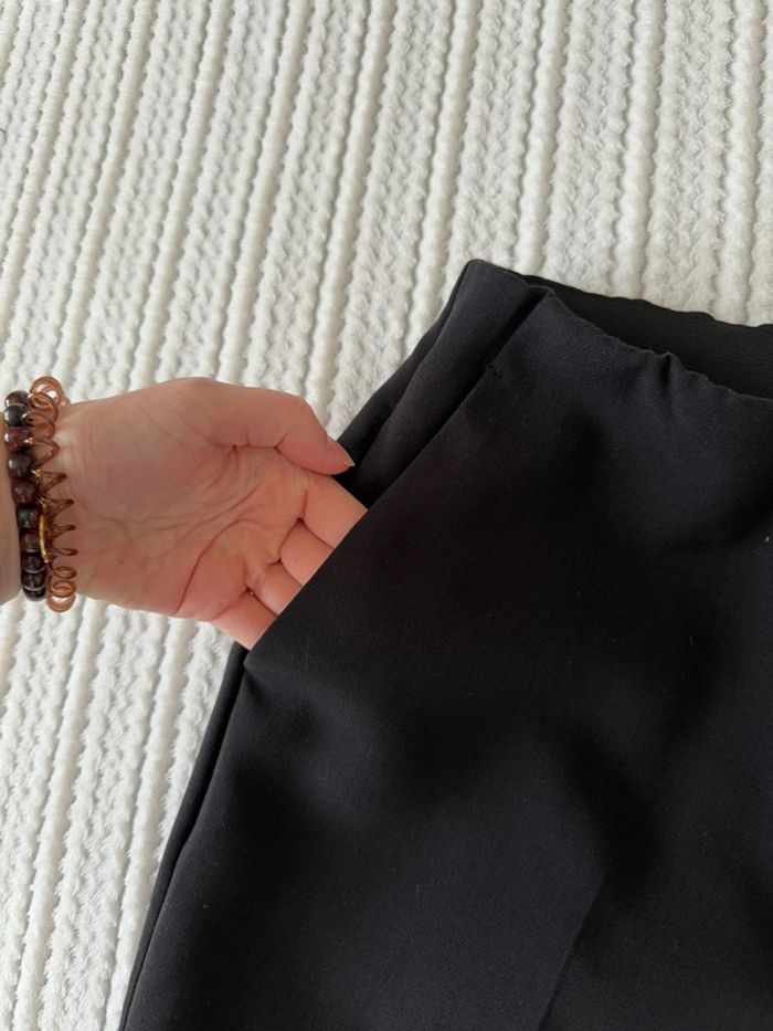 Pantalon carotte noir / Taille 42 - photo numéro 5