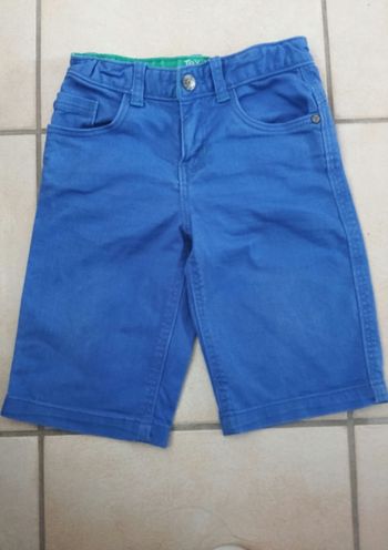 Bermuda taille 5/6 ans