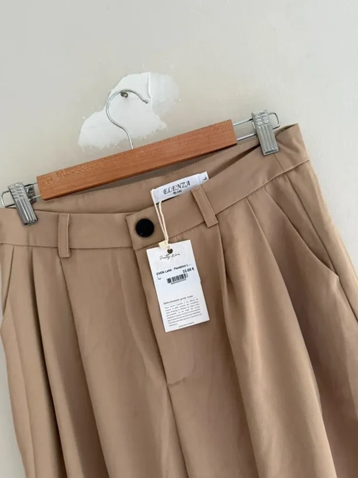 Pantalon beige neuf - photo numéro 3