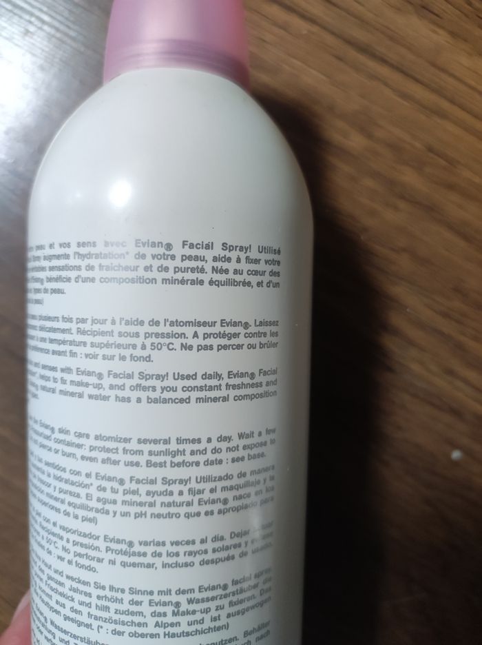 Brumisateur Evian 400ml comme neuve - photo numéro 5