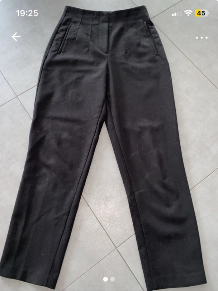 Pantalon noir taille haute
