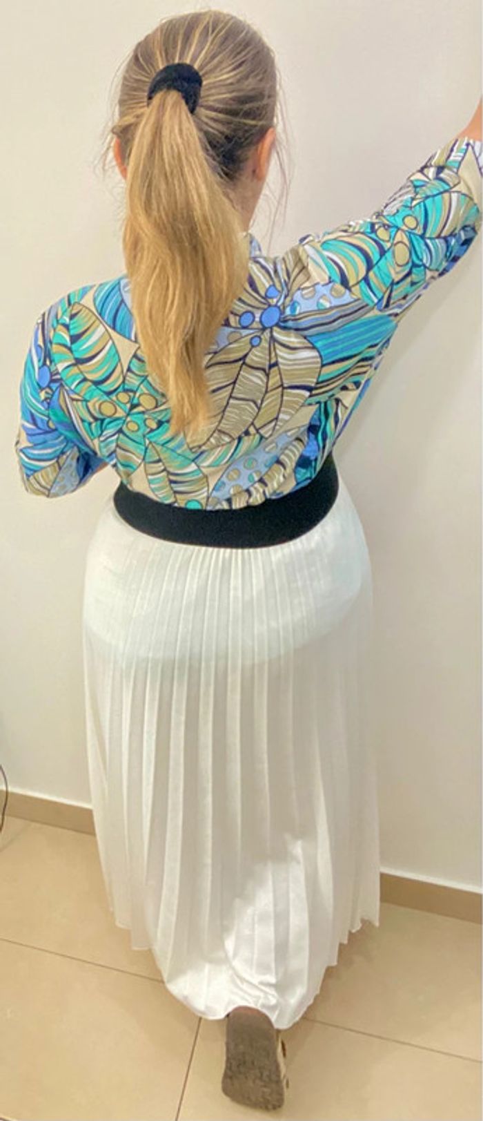 Jupe longue satinée plissée Taille M - photo numéro 8