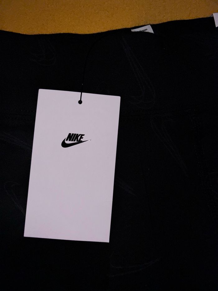 Leeging Fille Nike Original ( Neuf Avec Étiquette ). - photo numéro 8