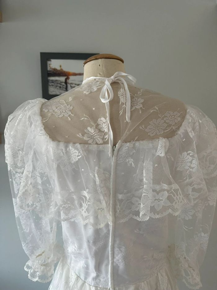 Robe de mariée dentelle créatrice T46 - photo numéro 8