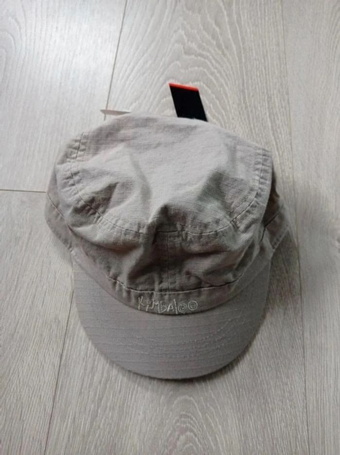 Casquette beige neuve la halle 24/36 mois