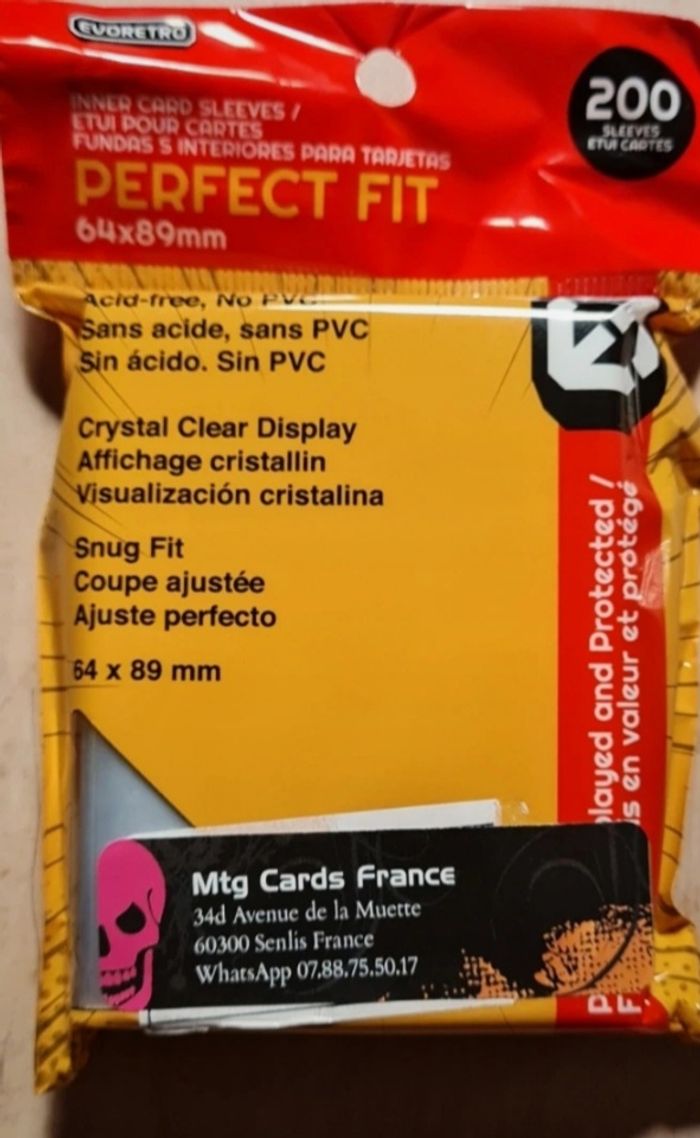 Lot 200 sleeves Perfect Fit 64 x 89