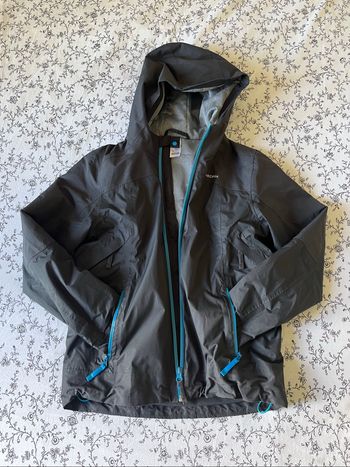 Veste Quechua Taille 10/11 ans