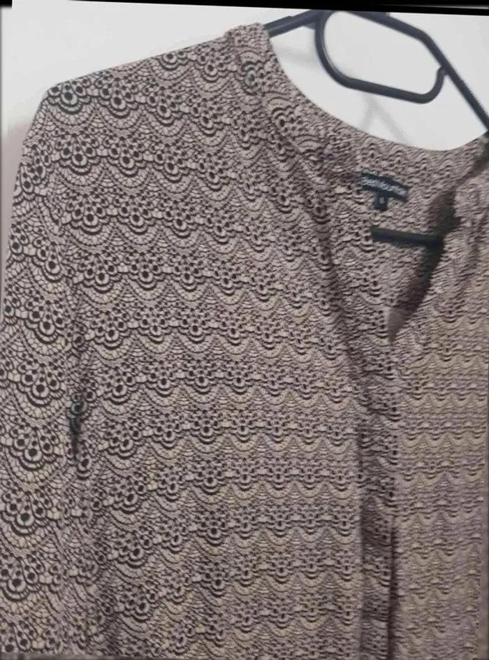 Blouse taille  40 - photo numéro 2