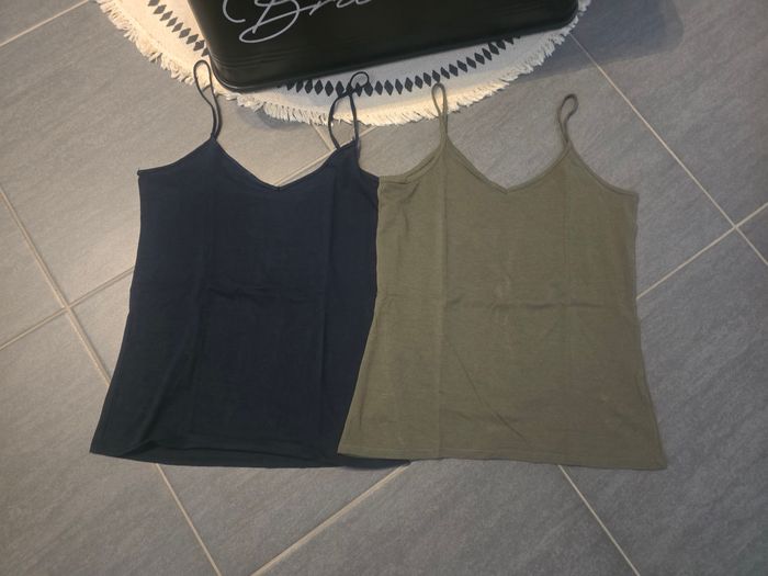 Lots débardeur femme kiabi taille M