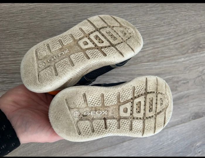 Baskets geox taille 25 - photo numéro 4