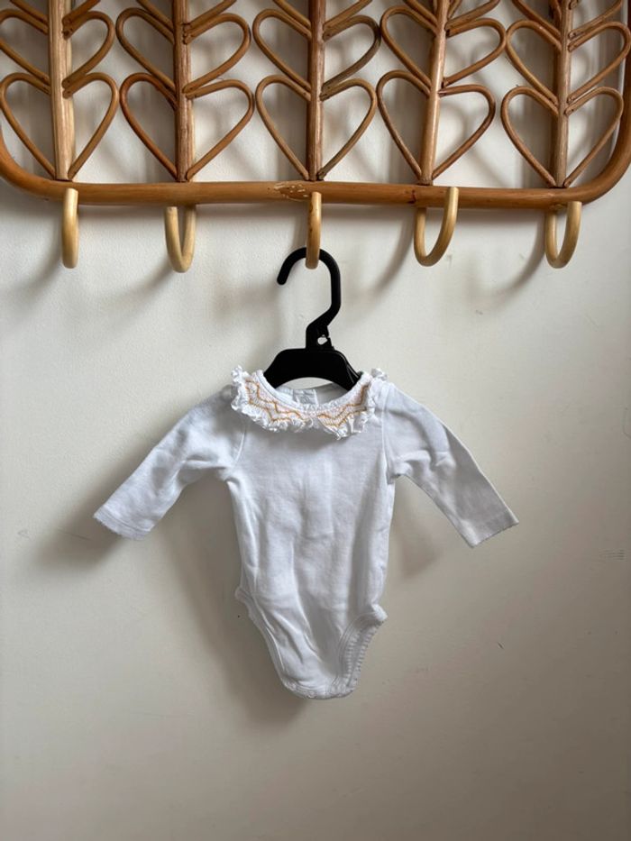 Lot 3 bodies blanc manches longues Petit Bateau Cyrillus 3 mois - photo numéro 2