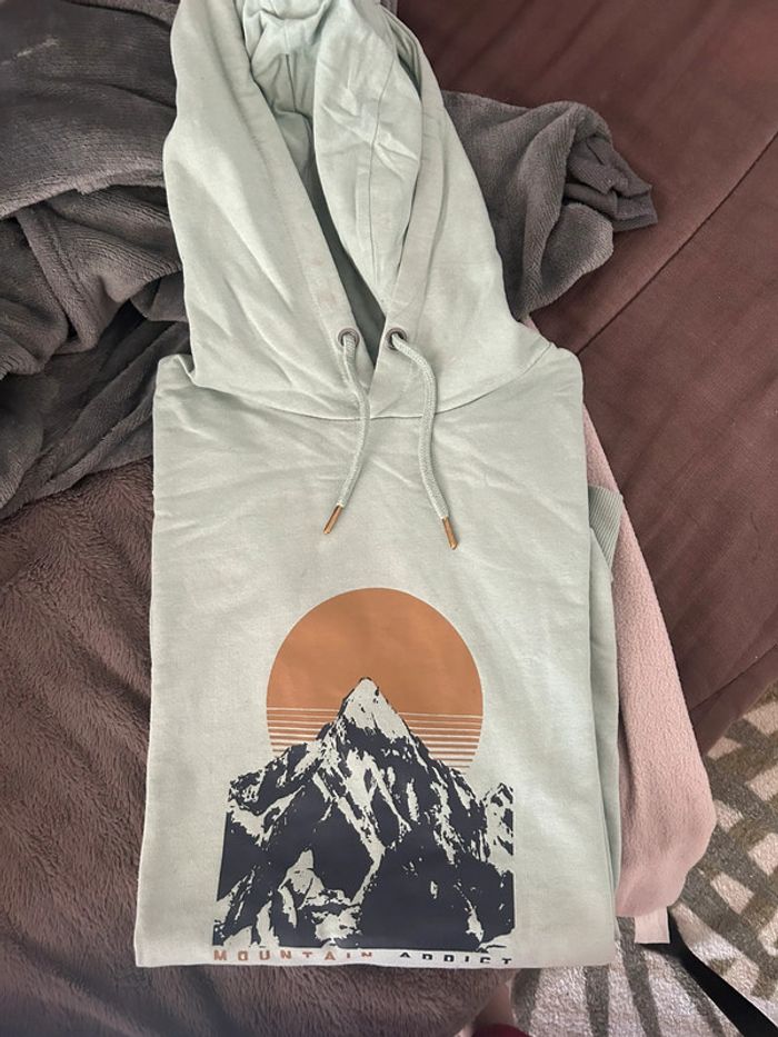 Pull à capuche