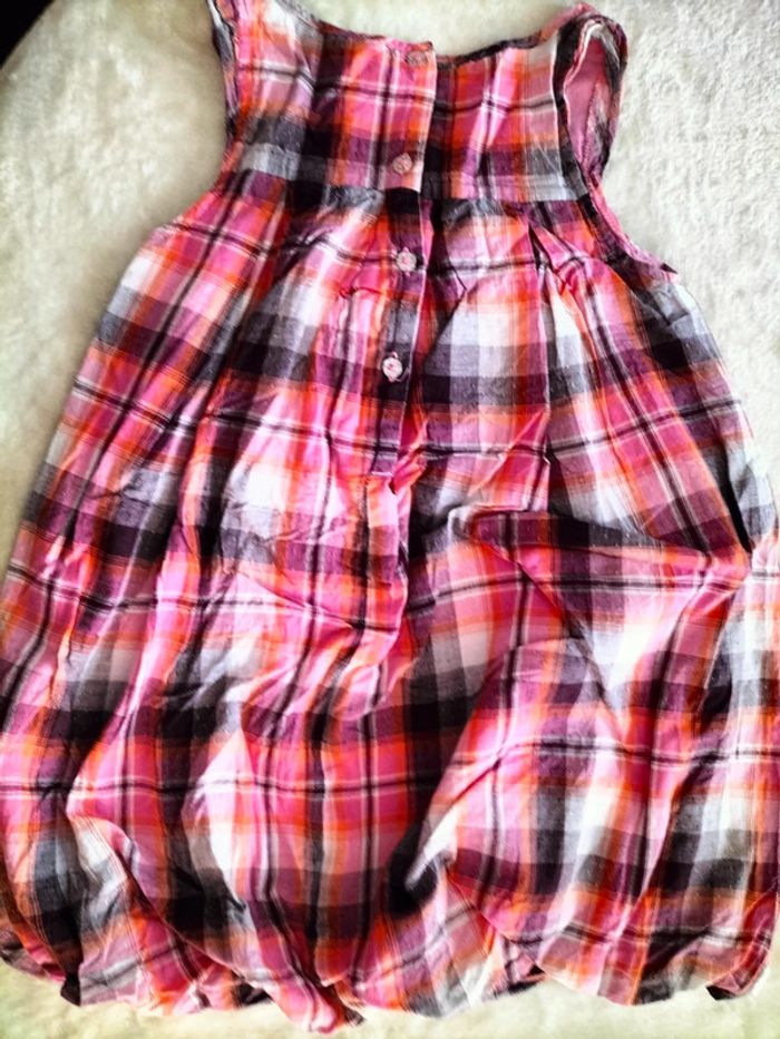 Robe taille 5 ans - photo numéro 4