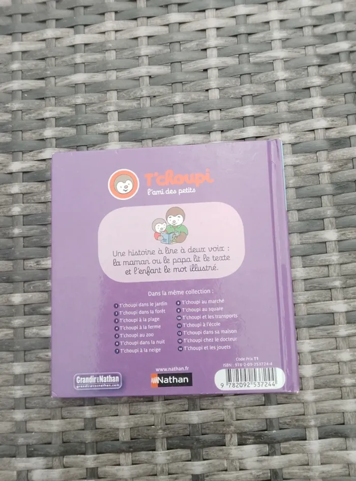 Livre enfant - T'choupi à la neige - photo numéro 2