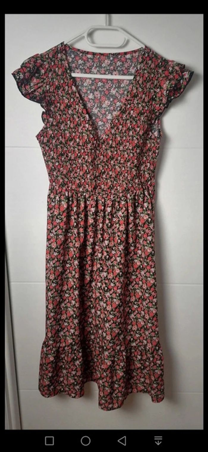 Robe longue à fleurs noir rouge Taille S/M - photo numéro 9