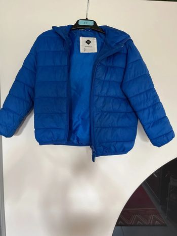Veste imperméable à capuche