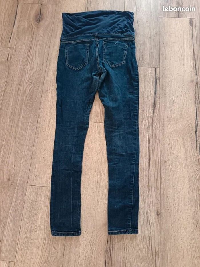 Lot de 3 pantalons de grossesse T 38 - photo numéro 3