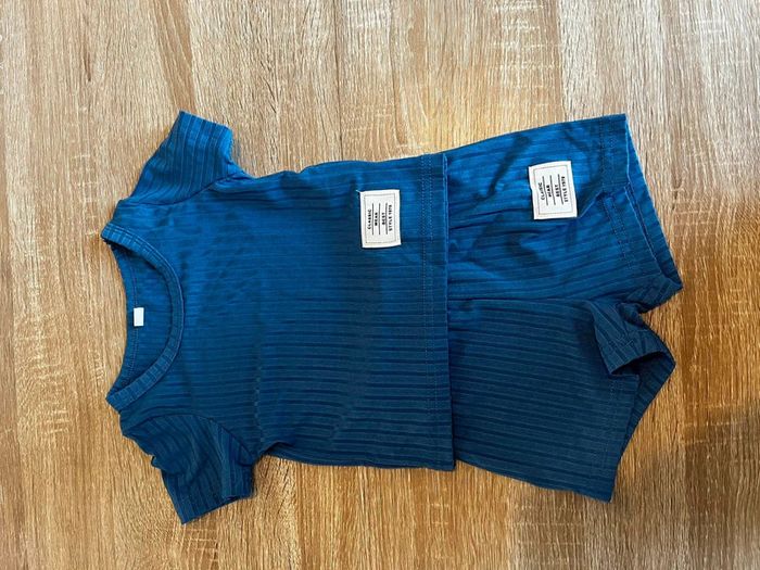 Lot vêtements 6 mois - photo numéro 7