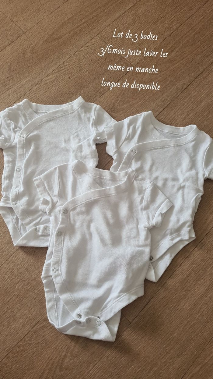Lot de 3 bodie MC