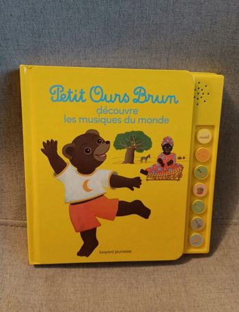Livre sonore petit ours brun découvre les musiques du monde neuf