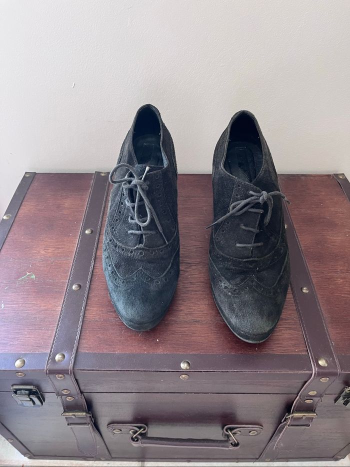 Talons en cuir noir - photo numéro 3