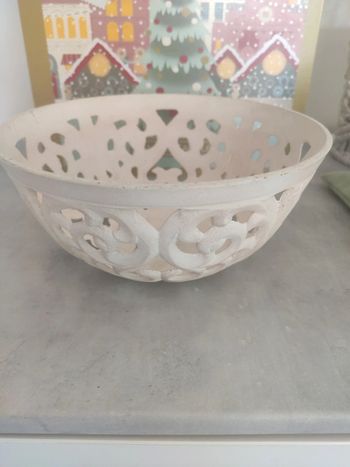 Grand bol panier en métal blanc