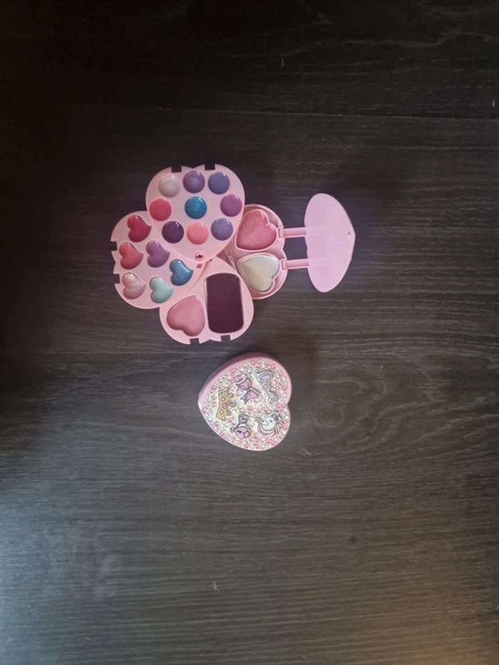 Coffret maquillage claire's