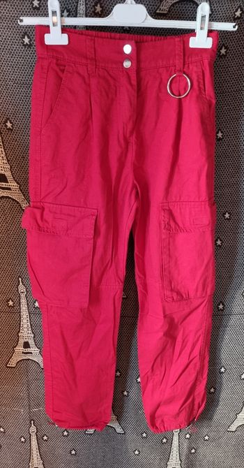 Pantalon rouge style cargo taille 34