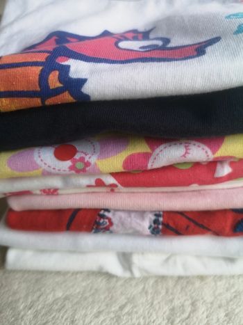 Lot 9 tee shirt manches courtes 9 mois