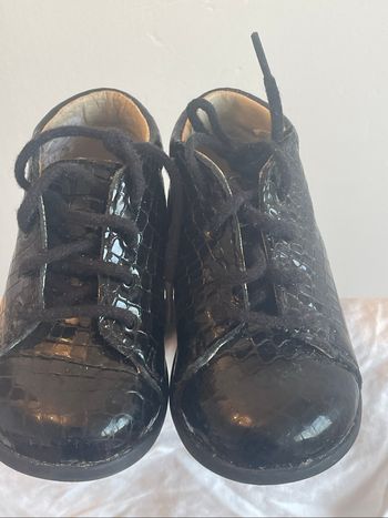 Chaussure bébé fille pointure 20