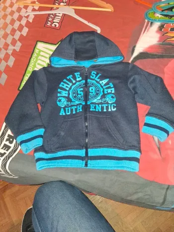 Gilet zippé a capuche 3 ans U oxygn