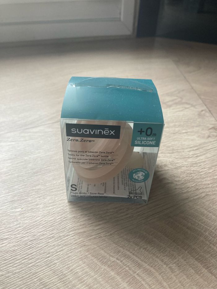 Biberon suavinex + tétines zéro neuf - photo numéro 2