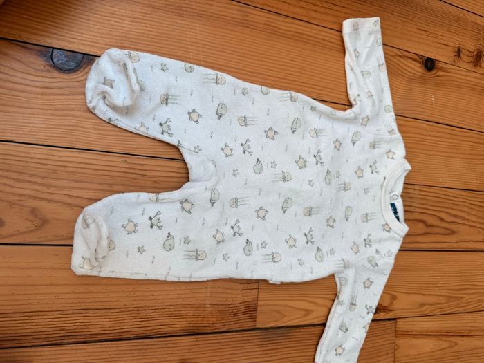 Lot 4 pyjamas 1 mois - photo numéro 4
