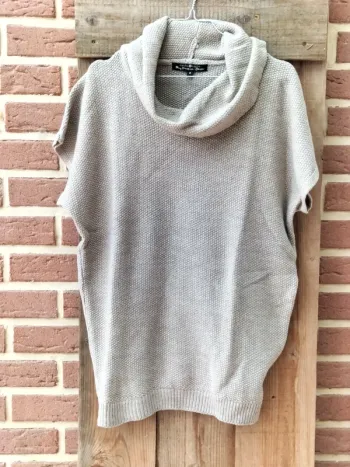 Pull sans manches